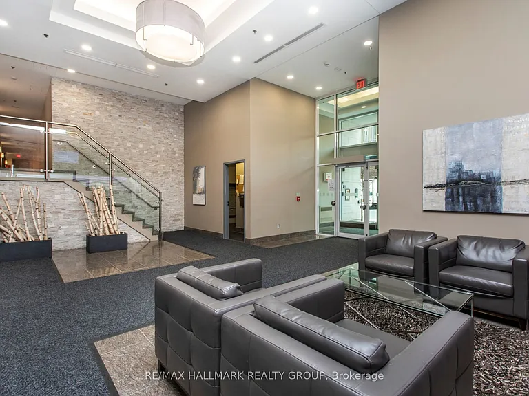 238 Besserer St #807 — Photo 4