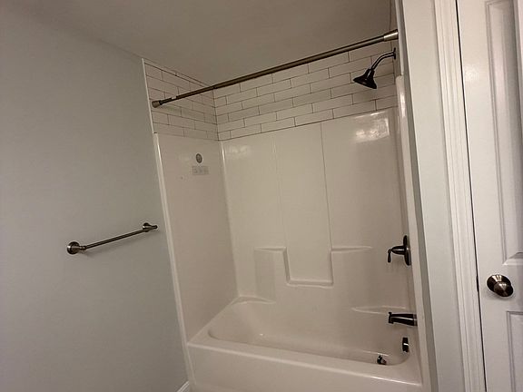5th image of 138 Elm St APT 43
