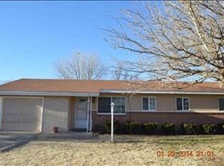 319 Broken Arrow Rd, Roswell, NM 88201