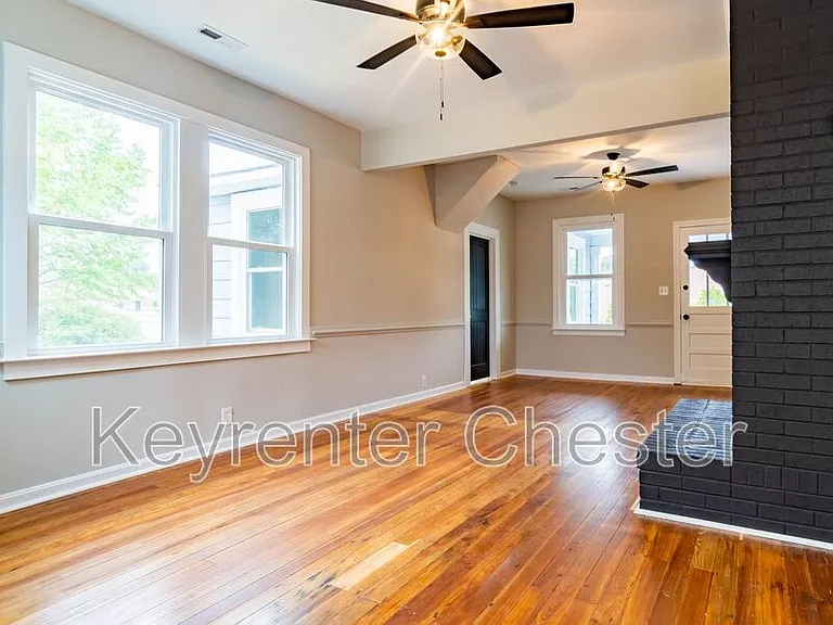 3502 Oaklawn Blvd — Photo 2