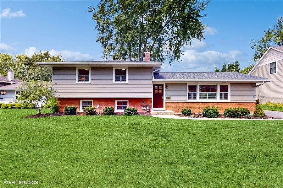 1st image of 1113 Emerald Dr