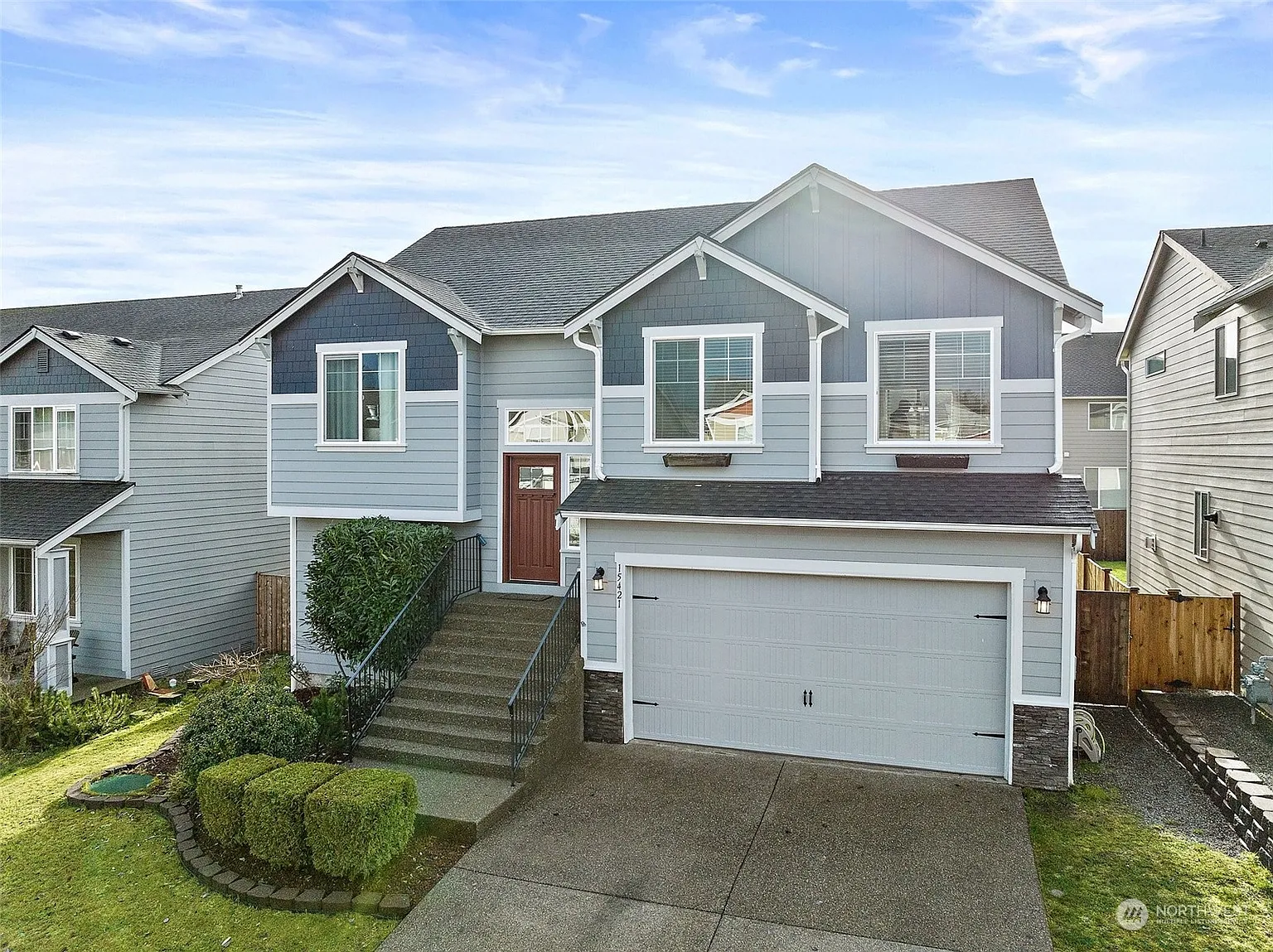 15421 Callie Avenue SE photo 1