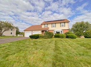 292 Quail Run Rd, Suffield, CT 06078