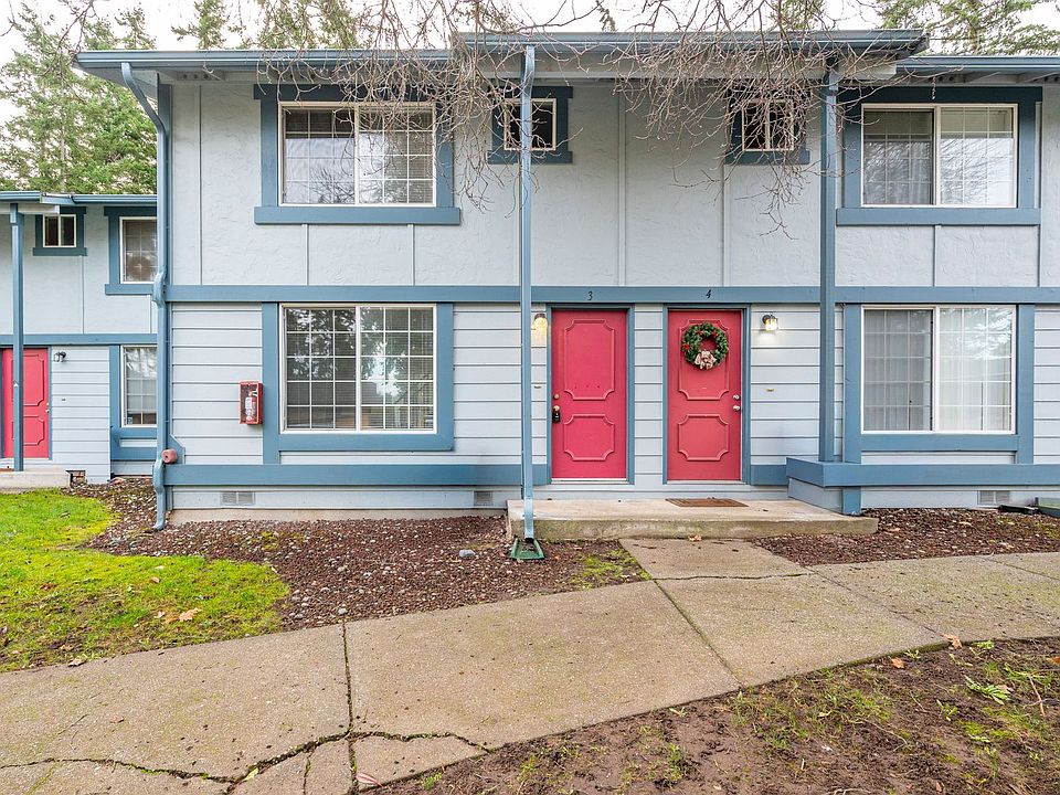 1st image of 835 SW Harrier Cir APT 3
