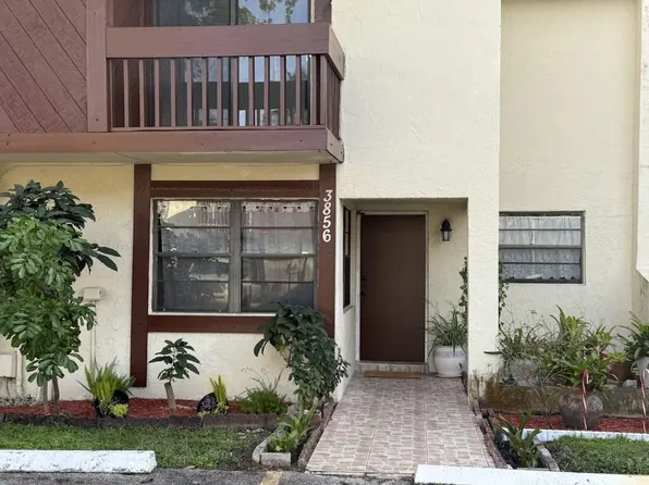 3856 SW 52nd Avenue, Pembroke Park, FL 33023