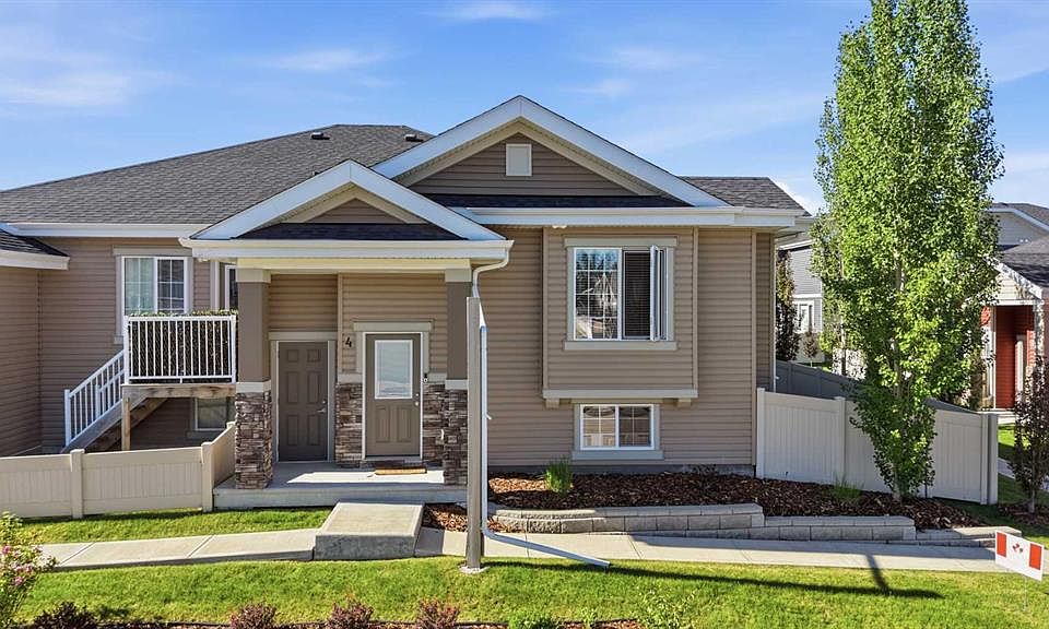1st image of 4 N Golden Cres