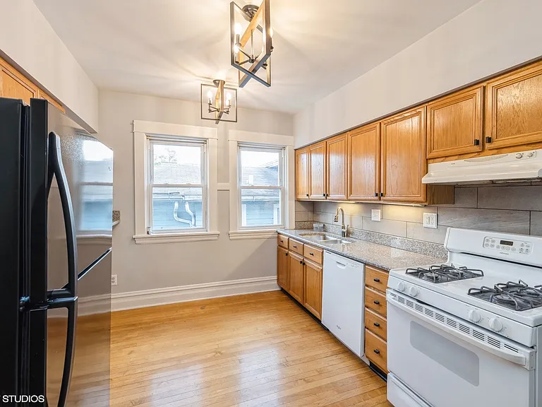 108 Clinton Ave #2 — Photo 7