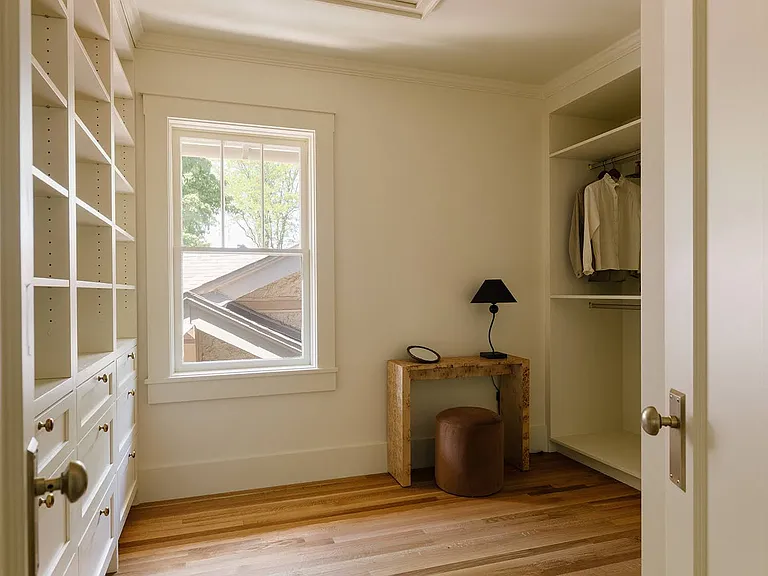 2081 Bellaire St — Photo 26