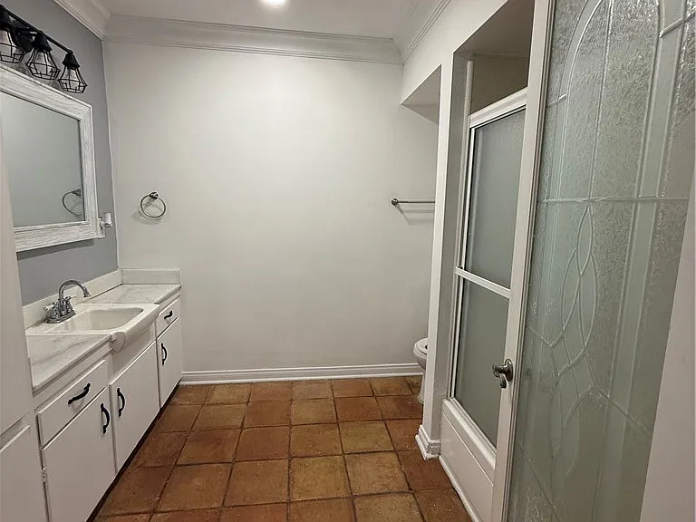 9031 Phyllis Ave #1 — Photo 7