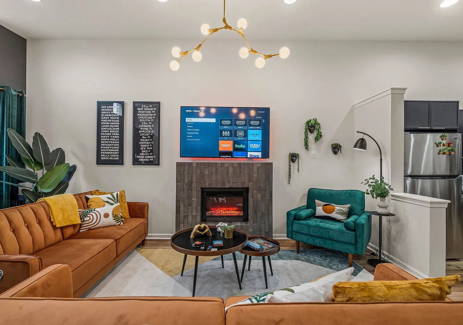 Charming Historic Gem in the Heart of Philly | 2BR — Photo 4