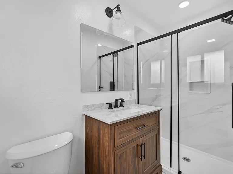 5940 Gloria Dr #0 — Photo 28