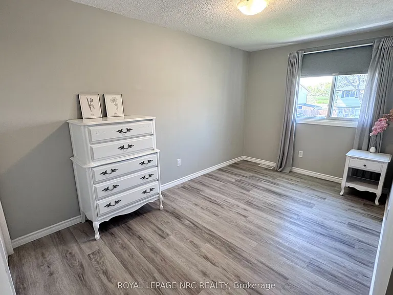 10 Lafayette Dr — Photo 13