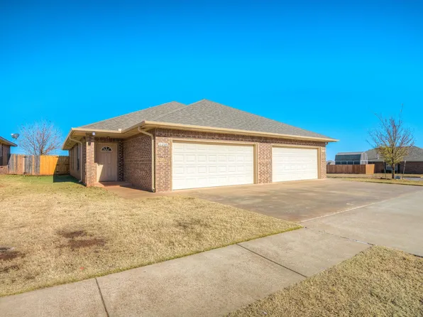 11205 NW 6th Ter, Yukon, OK 73099