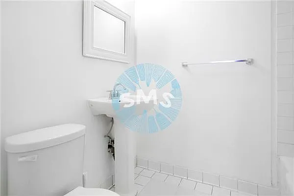 Rented by Space Marketing Shop | media 14