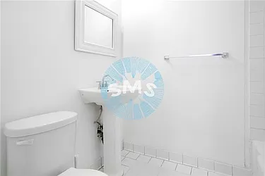 Rented by Space Marketing Shop