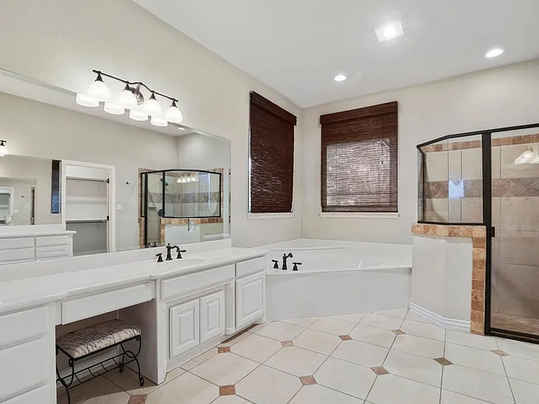 218 Deer Creek Dr — Photo 18