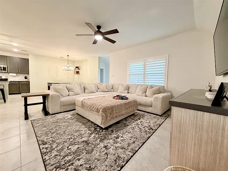 4724 Peony Green Dr — Photo 24