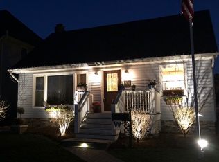 836 N Main St, Naperville, IL 60540