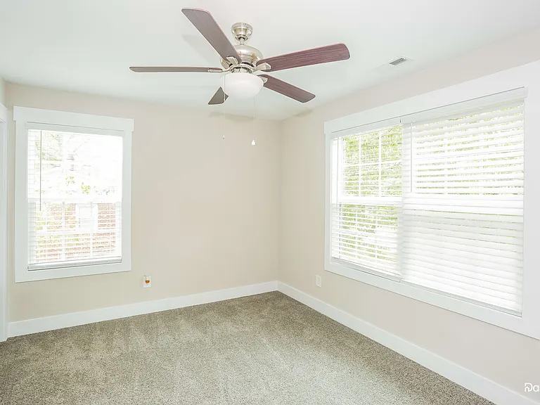 117 Fort Worth Ave — Photo 7