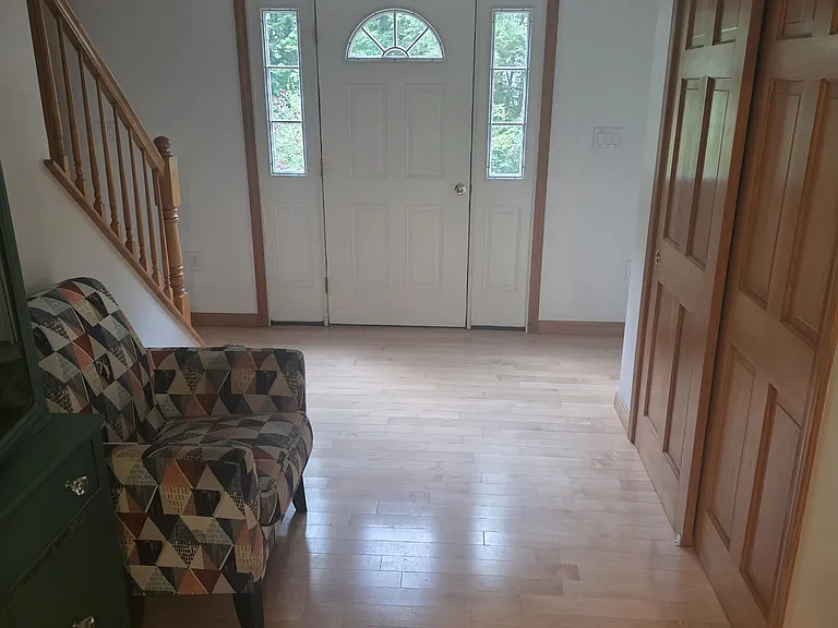 1350 Barker Rd — Photo 9