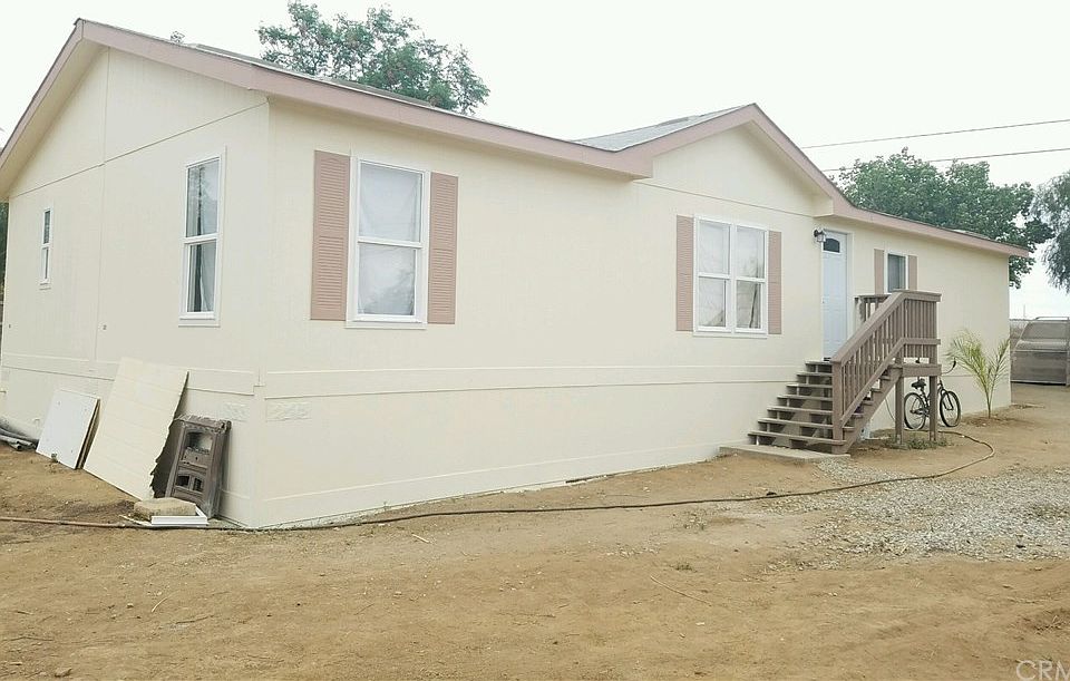 1st image of 20651 Nandina Ave