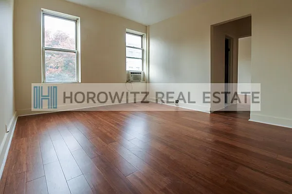 Rented by Horowitz Real Estate | media 19