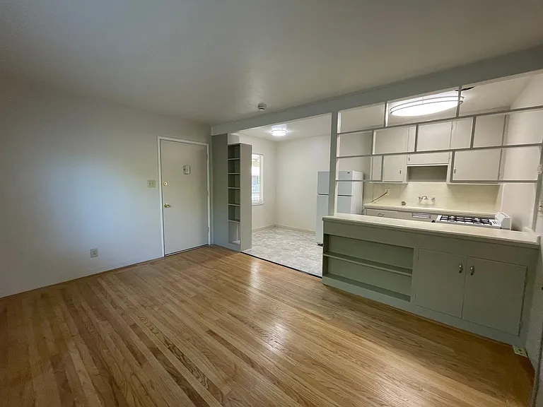 East Sacramento Charmer at 3349/3357 I Street — Photo 2