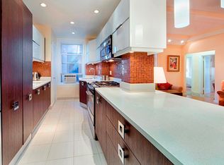 150 E 49th St APT 9C, Manhattan, NY