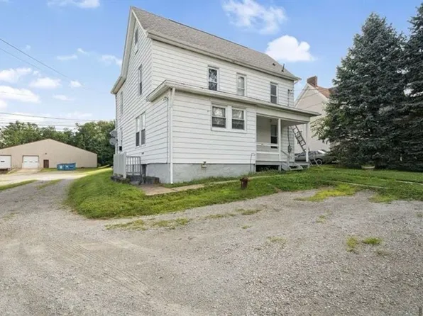 7990 PA avenue, 7990 Pennsylvania Ave APT 1, Irwin, PA 15642