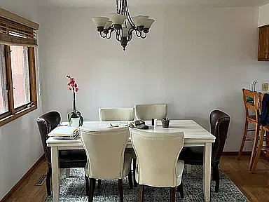 3 bed, 2.5 bath, 2200 sqft, $2,500 — Photo 1