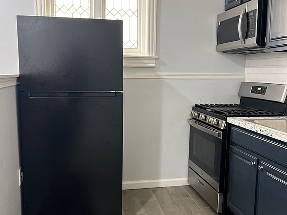 2nd image of 5131 N 11th St #1
