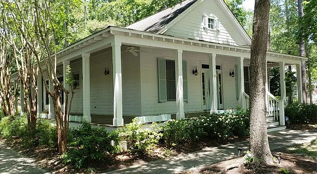 Building Photo - 5008 Coral Reef Dr