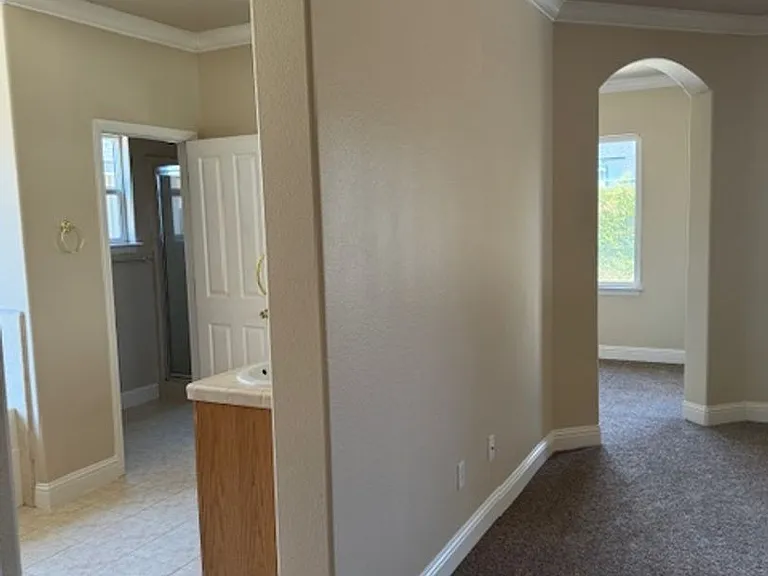 1390 Empress Ln — Photo 17