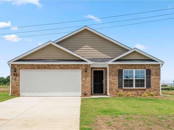 259 Covey Ln, Winston Salem, NC 27107
