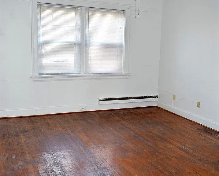 415-419-423 Probasco St — Photo 37