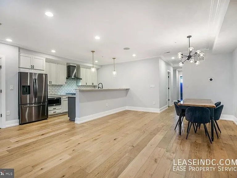 1317 Randolph St NW #1 — Photo 3