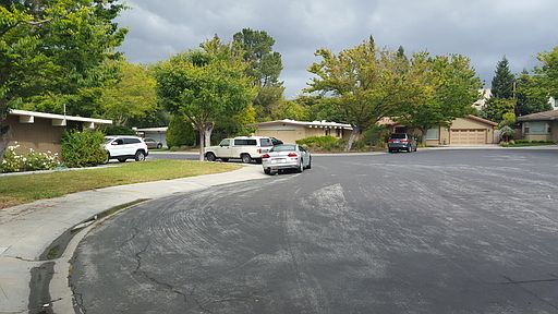 4th image of 773 Allen Ct
