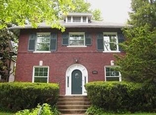6911 Pershing Ave, Saint Louis, MO