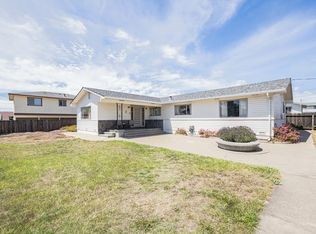 225 Carmel Ave, Marina, CA 93933