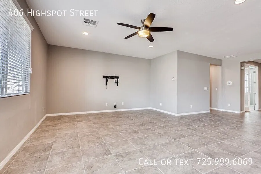 Spacious Cadence Home with Office, Bonus Room & Community Pool — Photo 3