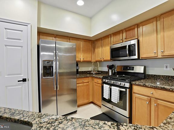 4th image of 5142 Brittney Elyse Cir #5142M