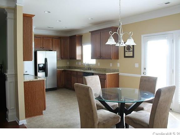 5th image of 4365 Haddington Dr
