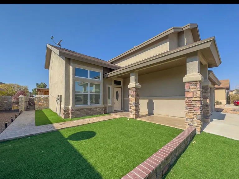 2921 Pino Seco Pl — Photo 1