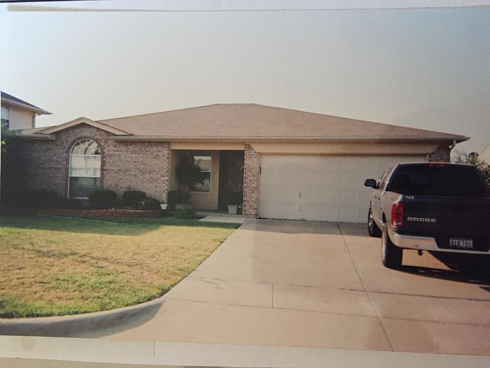 1st image of 4913 Flat Creek Dr