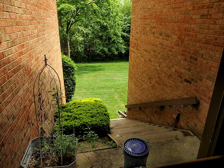 4411 Laurel Club Cir #1 — Photo 35