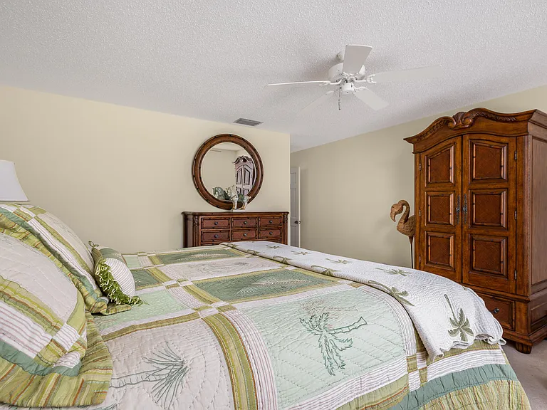 101 W Park Shores Cir #2 — Photo 25