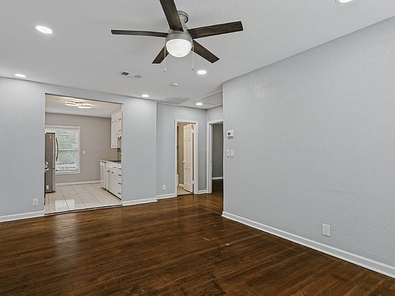 4th image of 3930 Bryce Ave