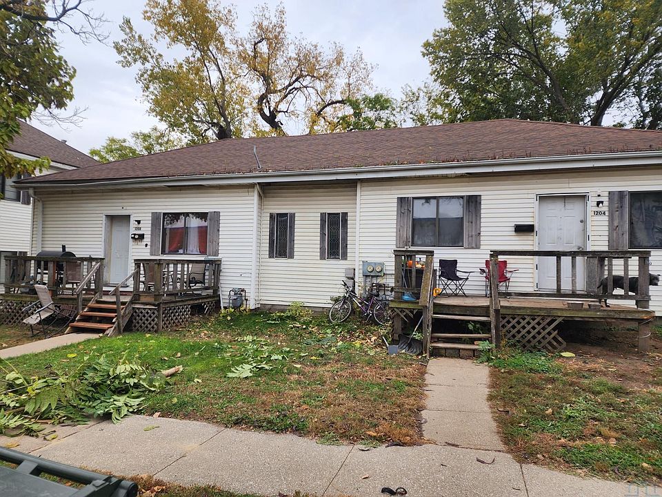 2nd image of 1204-08 7th St