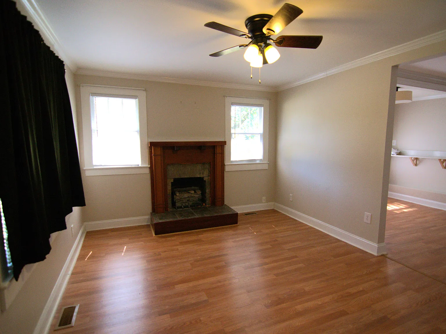 2 bed, 1000 sqft, $1,350 — Photo 4