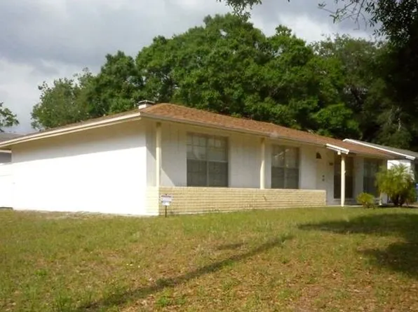 9002 Arndale Cir, Tampa, FL 33615